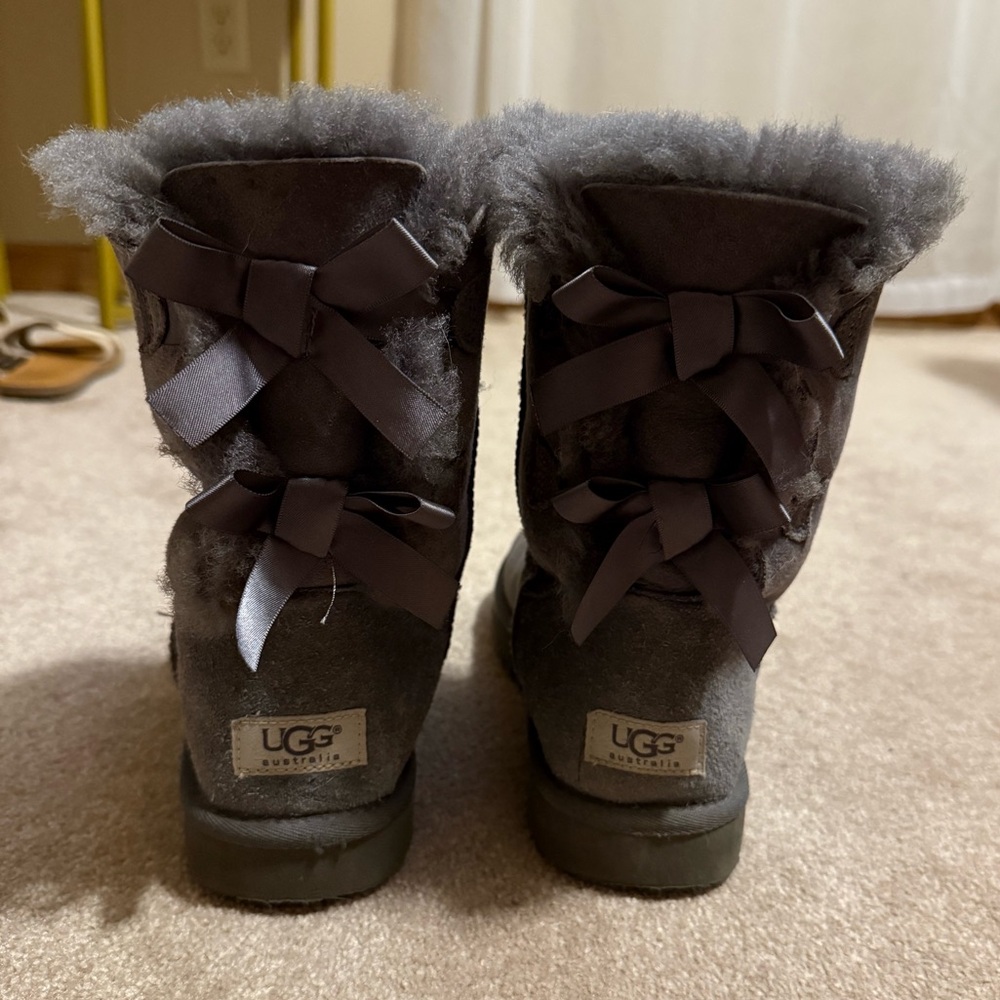 Gray Bailey Bow Uggs - image 3